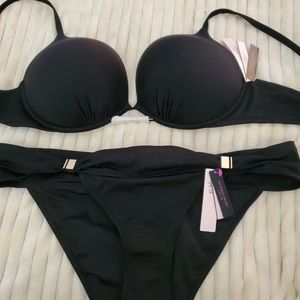 #203. Victoria’s Secret Bali bombshell bikini set.